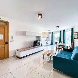- Emmnic Court Msida